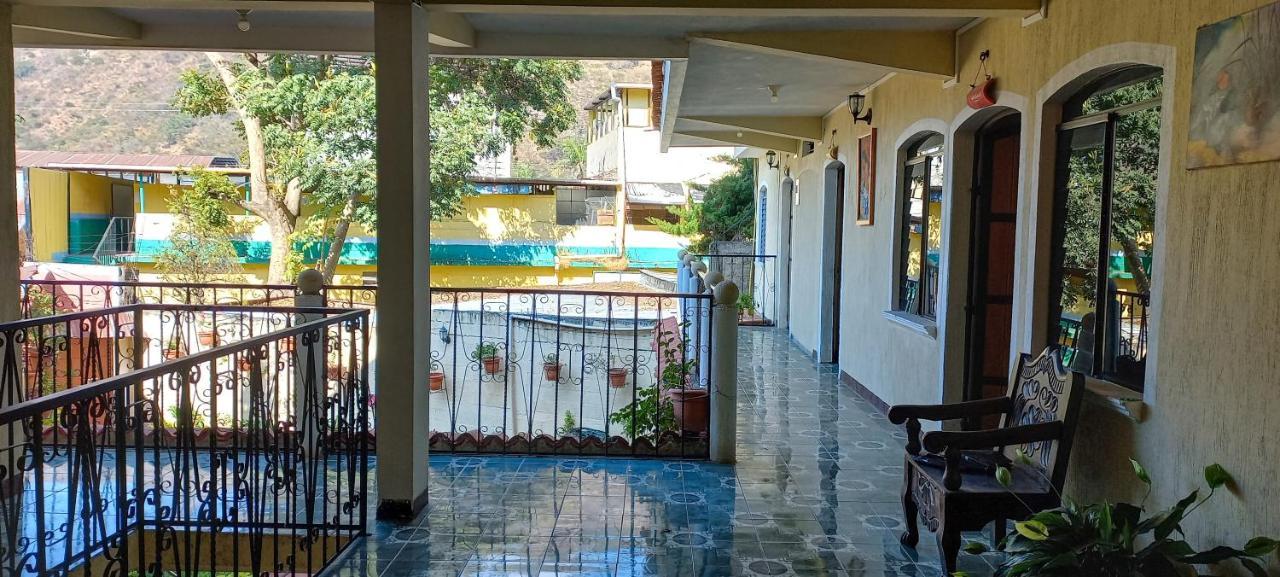 Casa Elefante Dormido Hotel Panajachel Kültér fotó